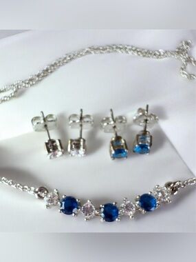 Y2K Avon Blue & Clear Rhinestone Frontal Necklace & Pairs of Stud Earrings NIB